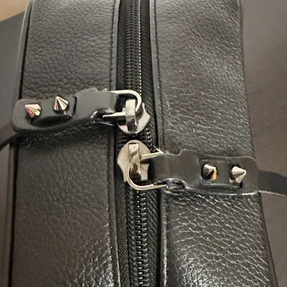 Christian Louboutin Toiletries Bag - Picture 8 of 14